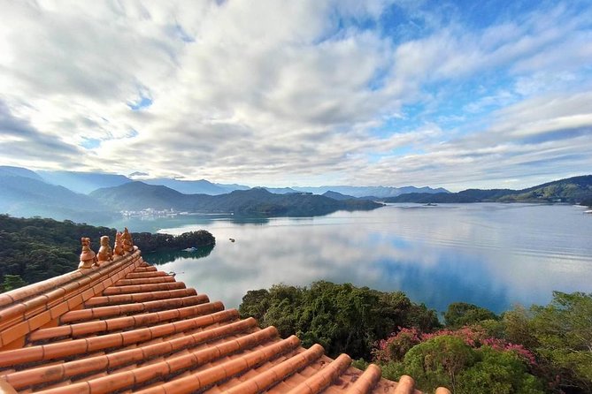 1 day tour Sun Moon Lake from Taichung - Lunch Is There, But It Is Still Your Choice