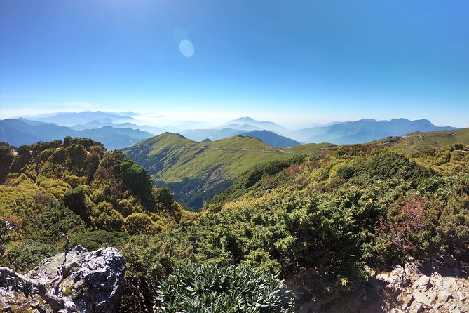 2-Day Private Tour to Sun Moon Lake and Mount Hehuan - Getting started in Taipei: comfort and control from the first pickup