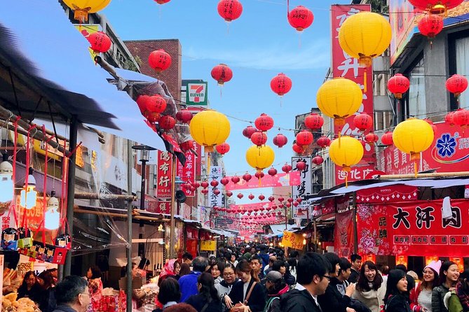2-Hour Private Dadaocheng Walking Tour - Connecting Temple, Herbs, and Everyday Market Life