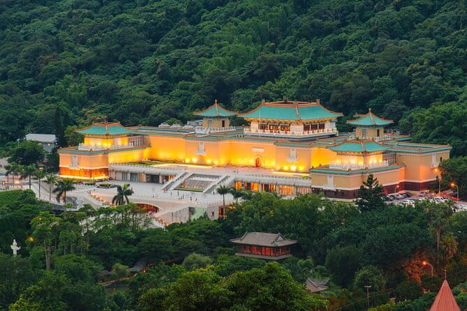 6 Hours Private Charter from Taipei in Shifen and Jiufen - Who Should Book This and Who Might Skip It
