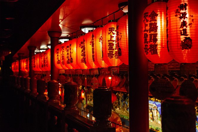 A Magical Evening in Taipei: Private City Tour - Raohe Street Night Market: food guidance without menu stress