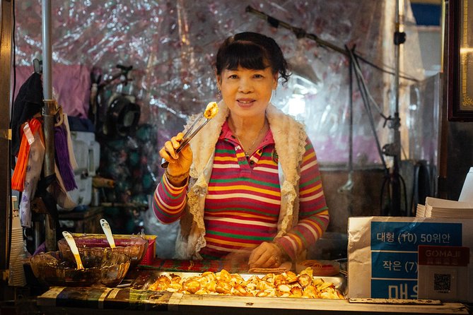 A Magical Evening in Taipei: Private City Tour - Guides and what their style changes for your night