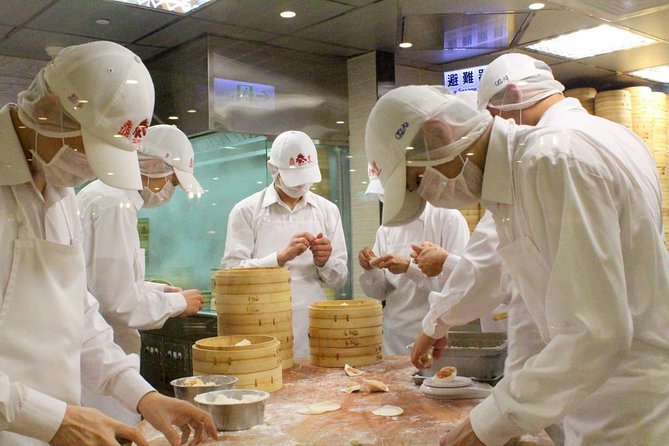 Dinner at Din Tai Fung with Luxury Chinese Massage Treatment - Your 50-minute Chinese foot massage, plus 10 minutes for the shoulders