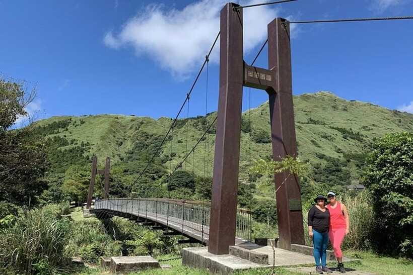 From Taipei: Beitou & Yangmingshan Private Day Tour - Zhuzihu Lunch Stop: A Proper Break in the Middle