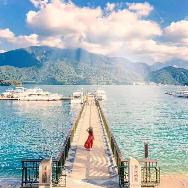 From Taipei or Taichung: Sun Moon Lake Day Trip & Boat Ride - Pickup and van time: the hidden value of a private setup