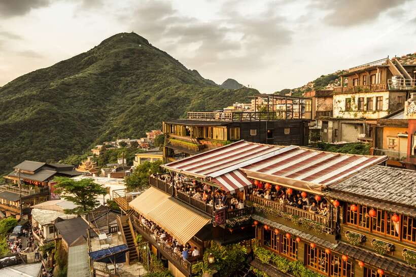From Taipei: Private Scenic Tour to Jiufen, Yehliu & Pingxi - Key highlights worth planning around