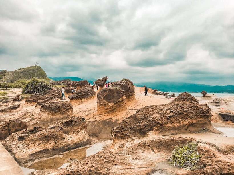 From Taipei: Private Scenic Tour to Jiufen, Yehliu & Pingxi - Jiufen Old Town: the mountain lanes, tea houses, and gold-mine atmosphere
