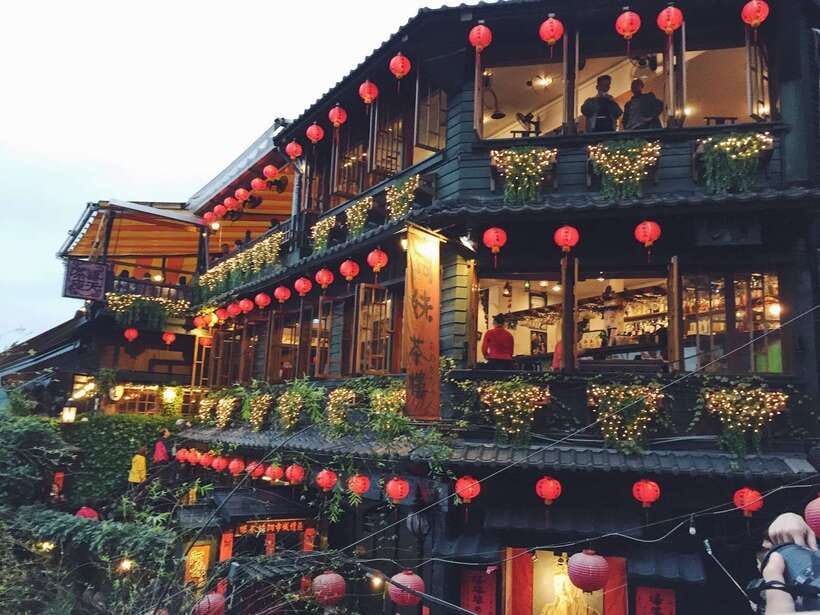 From Taipei: Private Scenic Tour to Jiufen, Yehliu & Pingxi - How the 8 hours really play out from Taipei City