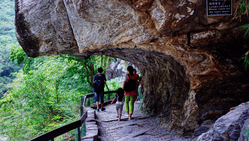 From Taipei: Taroko Gorge Private Tour - A long day done the easy way, from Taipei to Taroko