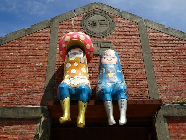 Full-Day Private Guided Tour in Kaohsiung Port Shore - Key highlights if you book