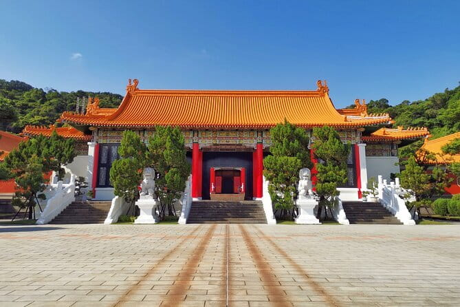 Full Day Private History Tour in Taipei City - National Palace Museum: 8,000 years, but with a plan
