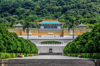 Full Day Private History Tour in Taipei City