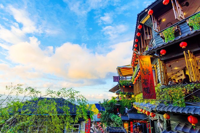 Full-Day Tour in Shifen, Jiufen & Yehliu of Taipei (Incl. ticket) - Yehliu Geopark: the rock formations that force you to slow down