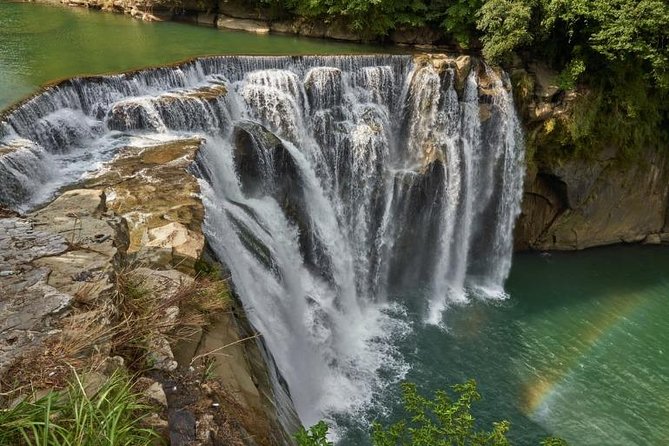 Half Day Private Tour to Jiufen, Shifen Waterfall & Pingxi Sky Lantern - Shifen Old Street: coal-town charm and rail town energy