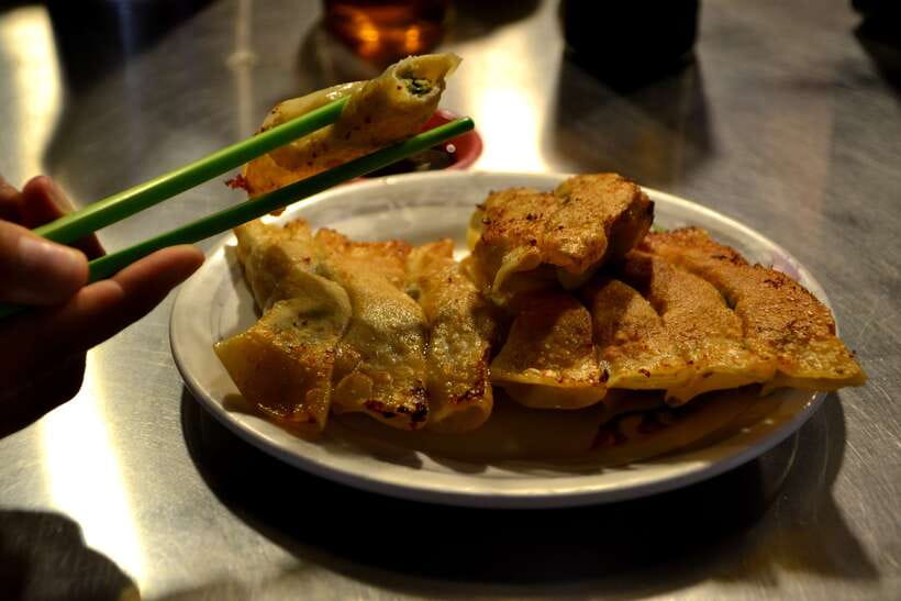 Keelung Half-Day Food Tour: Explore Day & Night Markets - What you’ll eat: curry noodles, herbal tea, dumplings, and seafood