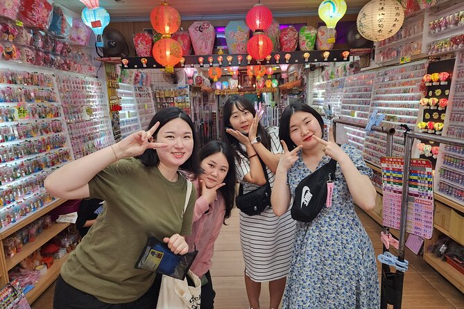 Keelung port pick up day tour ( private group) - Jiufen Old Street: Gold-Mining Atmosphere and Snack Time