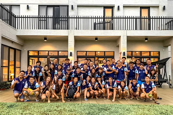 Kenting, Taiwan｜PADI Basic Diving License Course｜Taiwan Diving Open Water Course - Gear and comfort perks: buoyancy bag, lunch, and instructor photo keepsakes