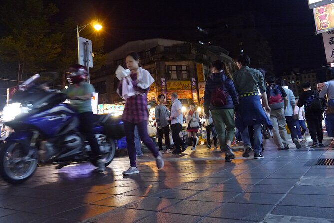 Local Favorites: Taiwan Night Market Food Tour in 2 hours - Price and value: what $45 buys you in real eating time
