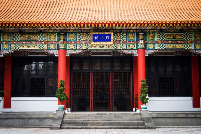 One-Day Historical and Heritage Tour in Taipei - National Palace Museum: how to use the full 2 hours
