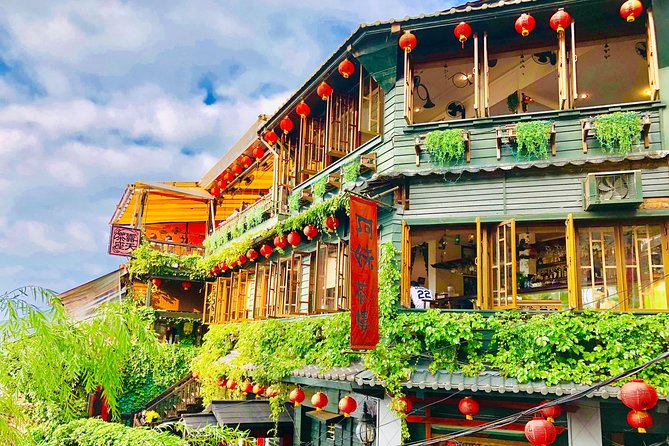 One-day private chartered car tour in Taipei: Yehliu, Jiufen, Pingxi, North Coast popular attractions with chartered car, professional Chinese/English driver - Why this North Coast run works better than DIY