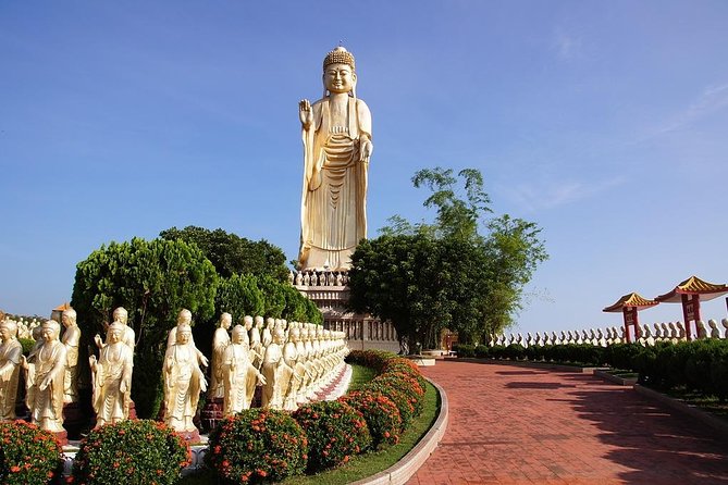 Private 3-Day Southern Taiwan Tour (Tainan, Kaohsiung, Kenting) - Pier-2 to Cijin Island by ferry, then a tricycle rickshaw through Old Street