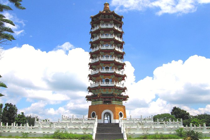 Private 3-Day Tour to Sun Moon Lake and Alishan - What about itinerary changes and substitute stops?