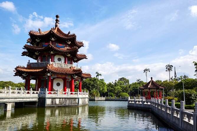 [private] 8-Hour Customize Your Amazing Private Taipei Day Tour - Shilin Night Market: the flexible stop for food and people-watching