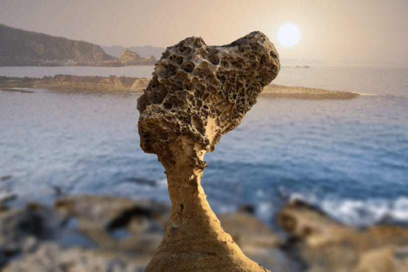 Private Full-Day Northern Taiwan Tour by Car from Taipei - Yehliu Geopark in 1 hour: rock formations, sea air, and smart walking