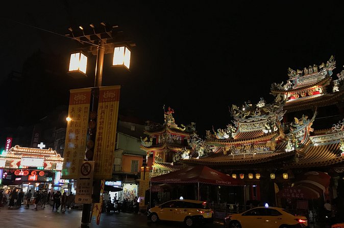 Private Night Tour of Taipei - Taipei 101 at night: seeing the skyline without the pressure