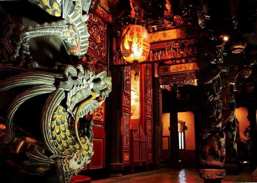 Private Night Tour: Taipei City Highlights - Your big decision, Elephant Mountain hike or Taipei 101 observatory