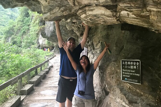 Private Taroko Gorge Day Tour from Hualien with Local Expert - Jiang Jun Fu General Hall: Japanese-era history in a garden setting