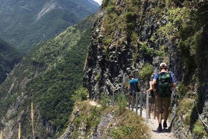【Private】Taroko National Park (Pickup from Taipei/Yilan/Hualien) - Buluowan Bridge and terrace breaks: panoramic river views and an indigenous language thread