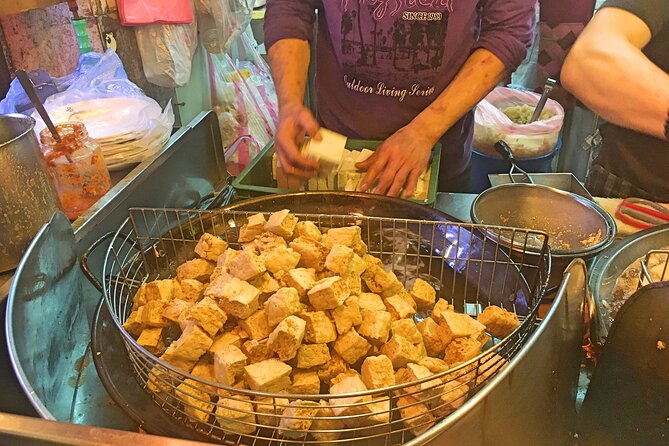 [Private Tour] Shilin Night Market Walking Tour With a Private Tour Guide (2-hr) - Food picks that make the visit worth it: pineapple cake, grilled octopus, and more