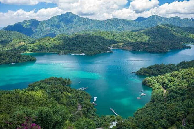 Sun Moon Lake & Qingjing Farm Day Guided Shared Tour | Taichung - From Taichung pickup to a shared 9-seater carpool