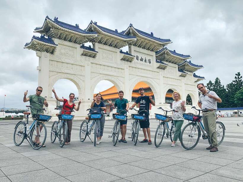 Taipei: 4-Hour Morning City Cycling Tour with Breakfast - Key things to know before you go
