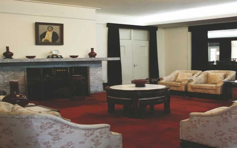 Taipei: Chiang Kai-Shek Shilin Residence Ticket - The Dark Green Camouflage Idea, and Why It Matters