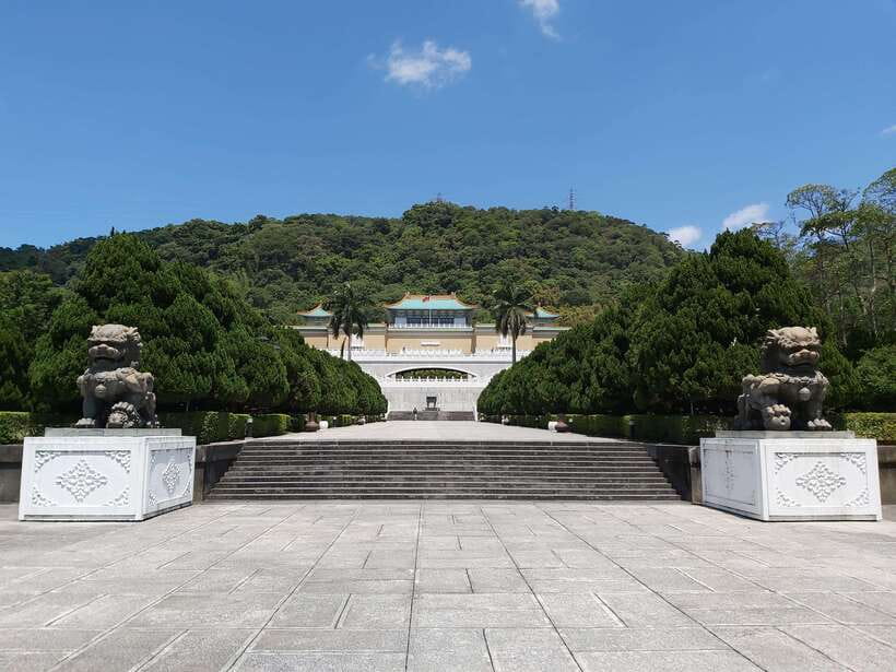 Taipei: Classic Landmarks Day Tour - Key Things That Make This Day Tour Work in Taipei