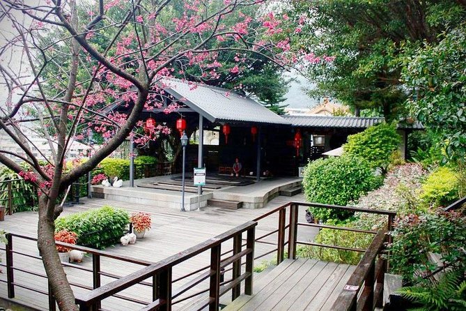 Taipei Day Tour including Taipei 101, Din Tai Fung and Hot Spring Experience - Who should book this tour, and who should skip it