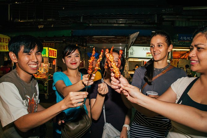 Taipei Food Tour: Night Market & Convenience Store(Food Included) - Taipei night markets, minus the guesswork in Wanhua