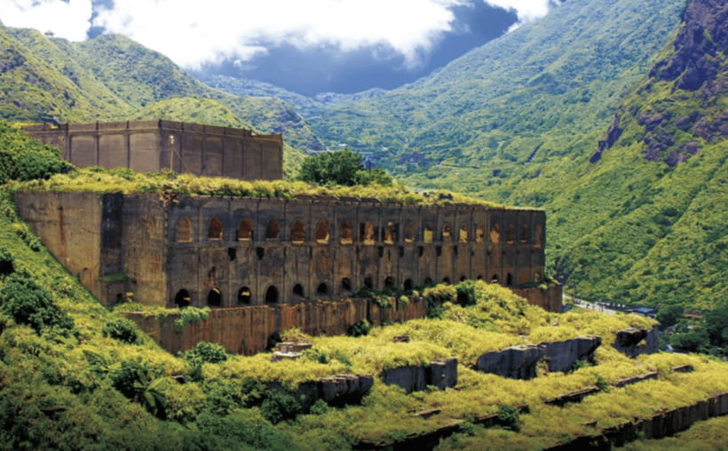 Taipei: Jiufen, Shifen Waterfall and Pingxi Sky Lantern Tour - Jinguashi 13 Ruins: Mining-Era Taiwan With Context