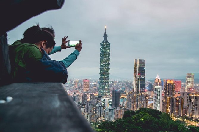 Taipei: Private Car Charter Tour - Adding Jiufen or Pingxi Without Throwing Off Your Day