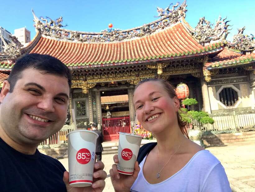 Taipei Private Custom Tour with a Local: Icons & Hidden Gems - Quiet Temples in Alleyways, and Why They Change the City Mood