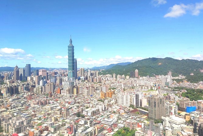 Taipei Private Transfer: Taiwan International Airport to Keelung Cruise Port - Choosing the right vehicle: sedan, limousine, or minivan