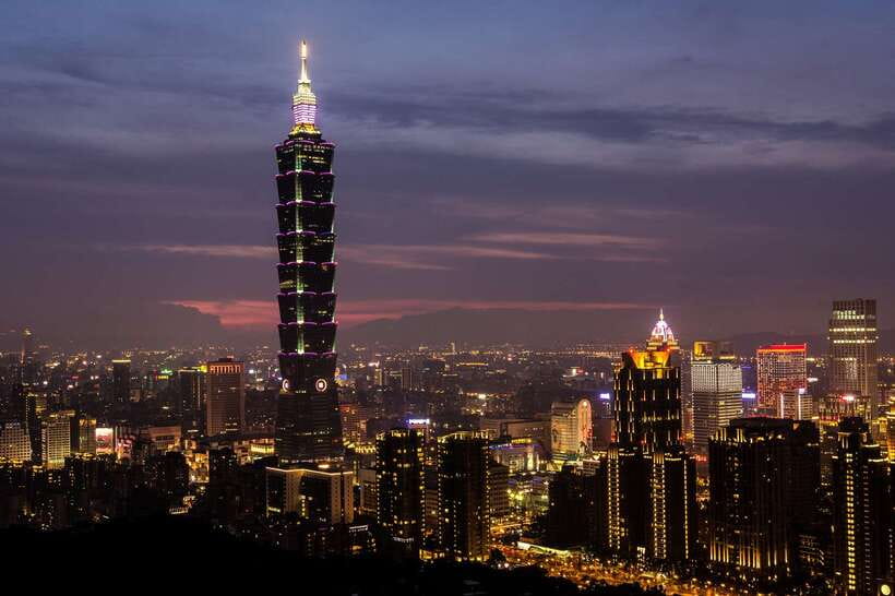 Taipei Private Walking Tour with a Local - Entering Taipei Through a Local’s Everyday Lens