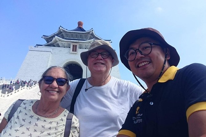 Taipei Touchdown: Make the Most of Your 6-Hour Layover - Chiang Kai-shek Memorial Hall: a 60-minute walk through pageantry