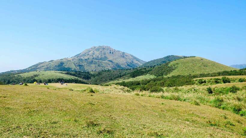 Taipei: Yangmingshan National Park Half-Day Tour - Why Yangmingshan in one half day actually makes sense