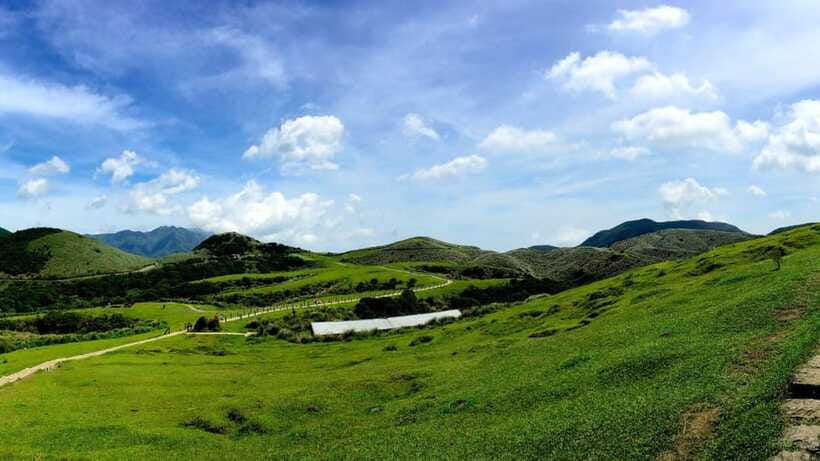 Taipei: Yangmingshan National Park Half-Day Tour - Walking pace, comfort, and what to pack so you feel good