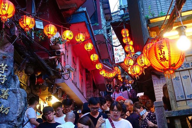 Taiwan Multi-Day Classic Tour - Day 2: Yehliu Geopark, Shifen lamps, Yin Yang Sea, Jiufen’s movie-styled lanes