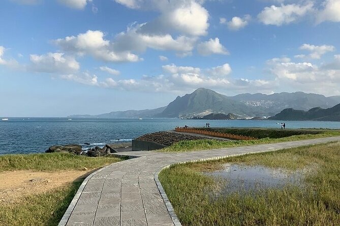 Taiwan TST: Private Tour Taipei Yehliu, Chaojing, Shifen, Jiufen - Price and what you should budget beyond the $275