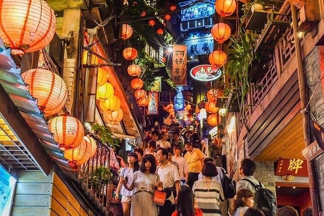 Taiwan TST: Private Tour Taipei Yehliu, Chaojing, Shifen, Jiufen - Stop 6: Jiufen Old Street, the mountain alley maze